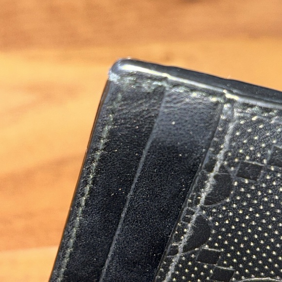 Authentic Gucci Black GG Embossed Perforated Leather Card Case Wallet - Picture 12 of 14